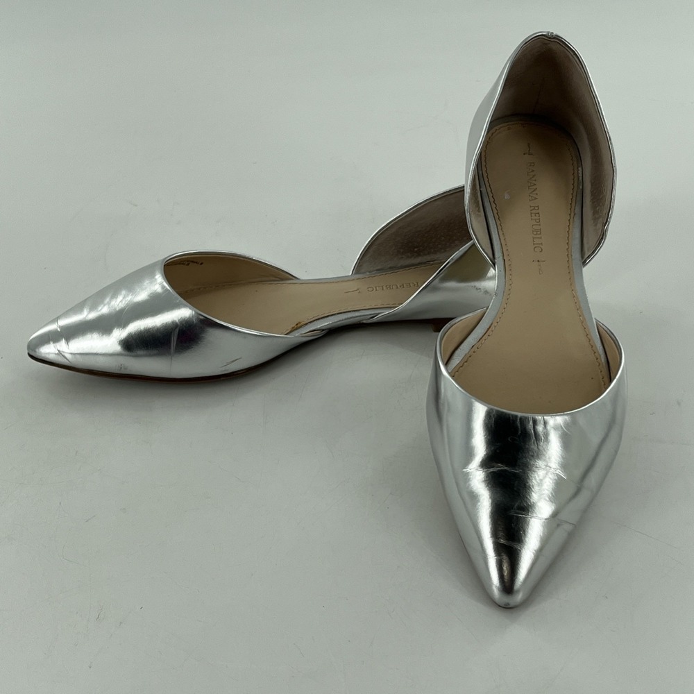 Banana Republic Modern D'Orsay Flat Pointed Toe Silver Metallic 7.5 M Slip On